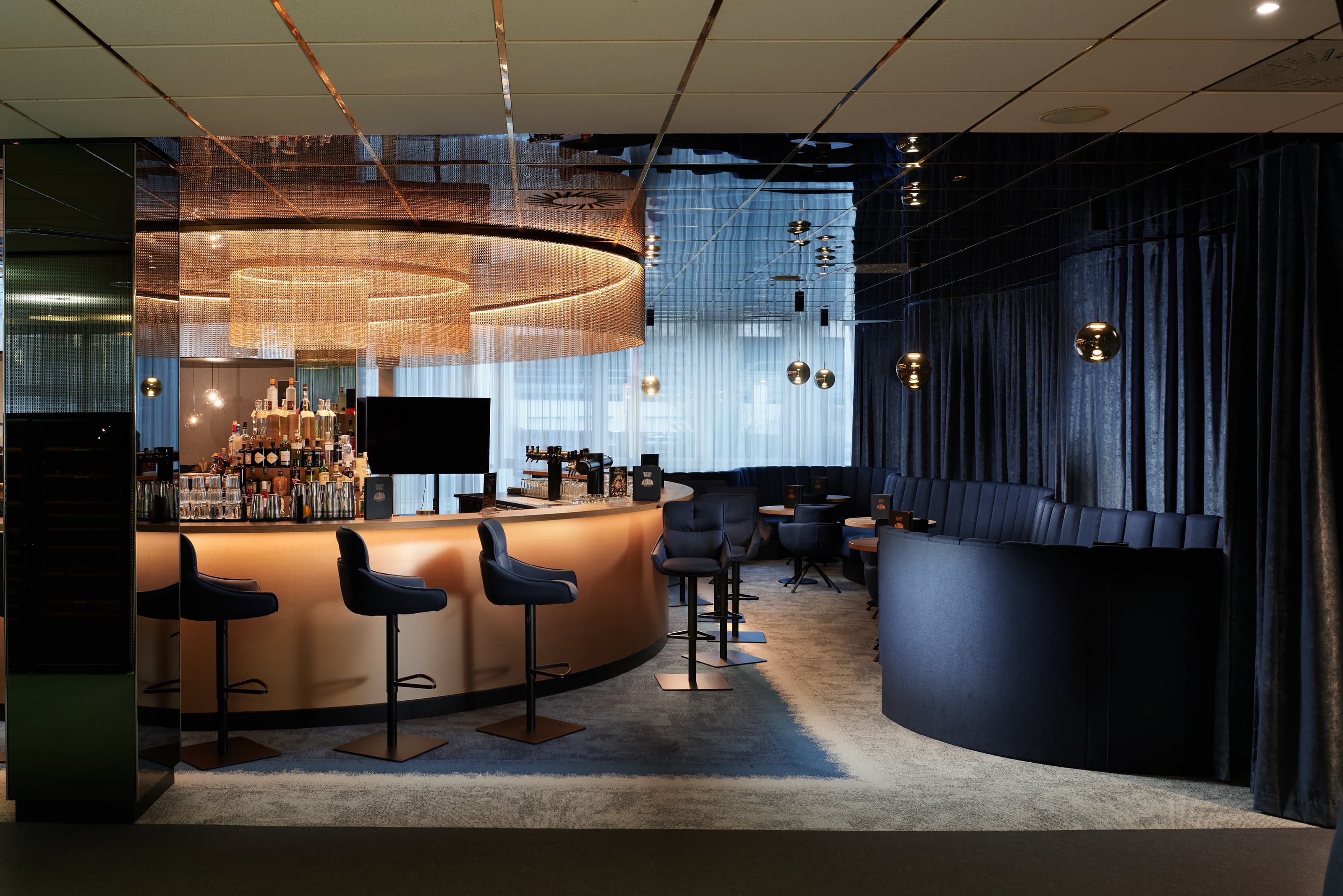 Bar im NOVINA Hotel Südwestpark in Nürnberg